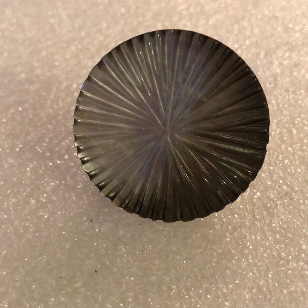 Vintage shell ring